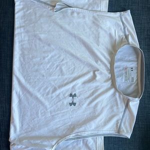 Men’s under Armour white muscle tank top preowned
